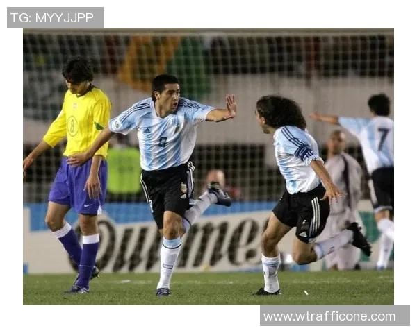 十号球衣的传奇：足球场上的艺术家与传世巨星们的故事