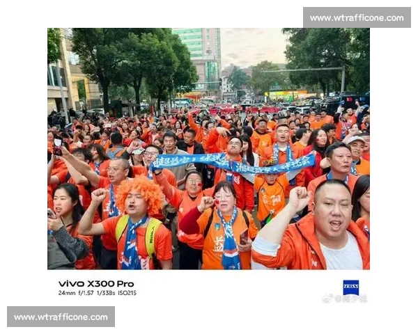 贺龙场声浪震星城！长沙球迷的 “第十二人” 担当